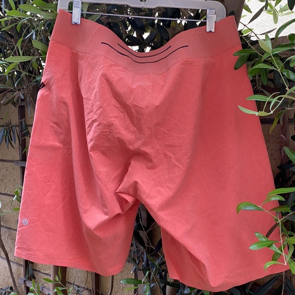 MENS lululemon Swim - Picture 4 of 7